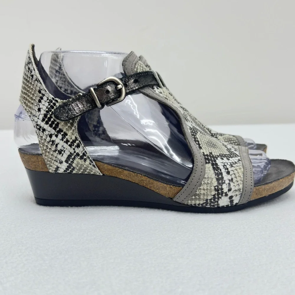 Naot Fiona Snakeskin Wedge Sandals Adjustable Buckle Cork Footbed Size 36/5.5